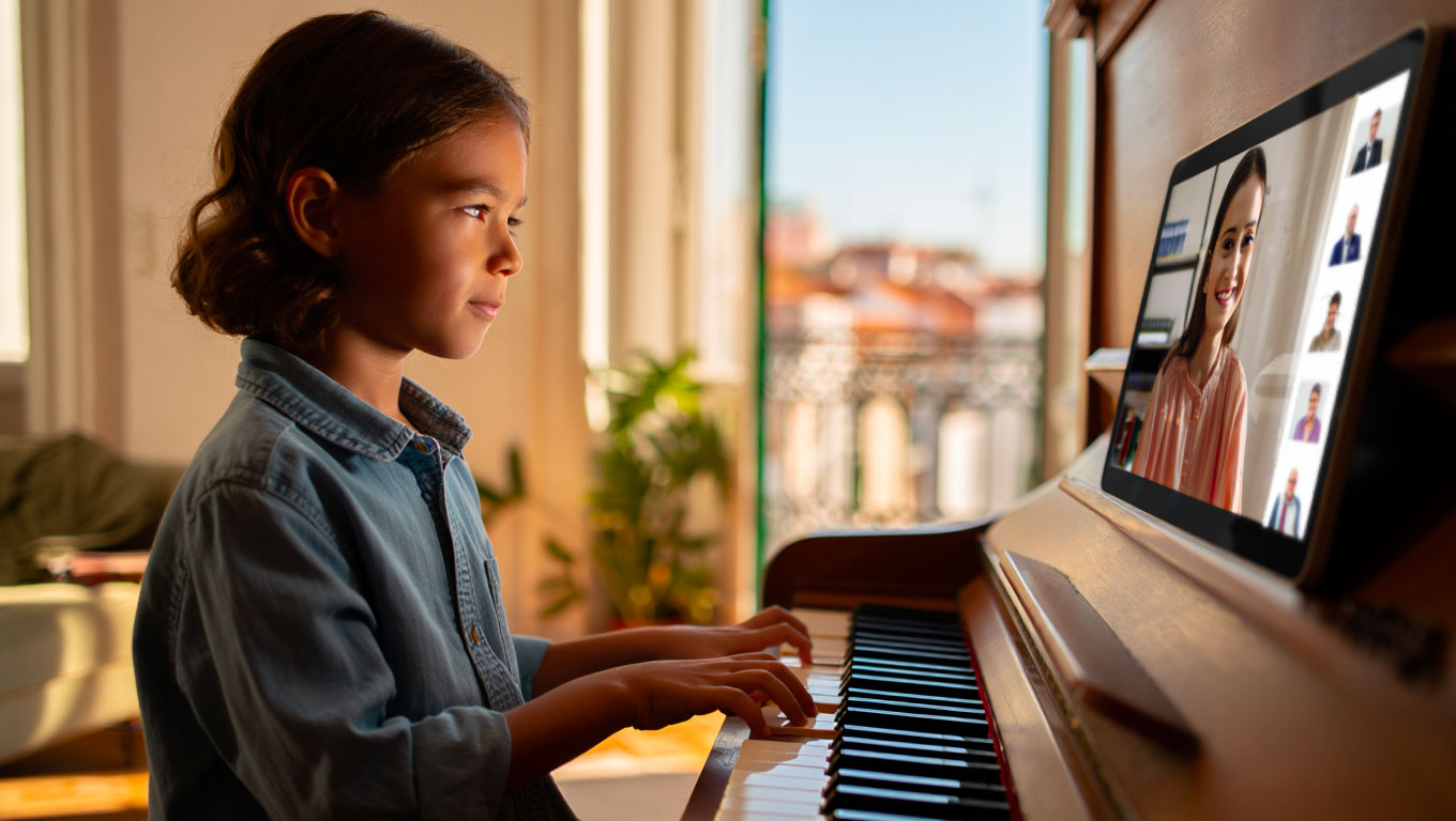 Online piano lessons for children in Portugal