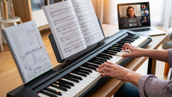 Abonnement mensuel illimité + solfège - cours en ligne