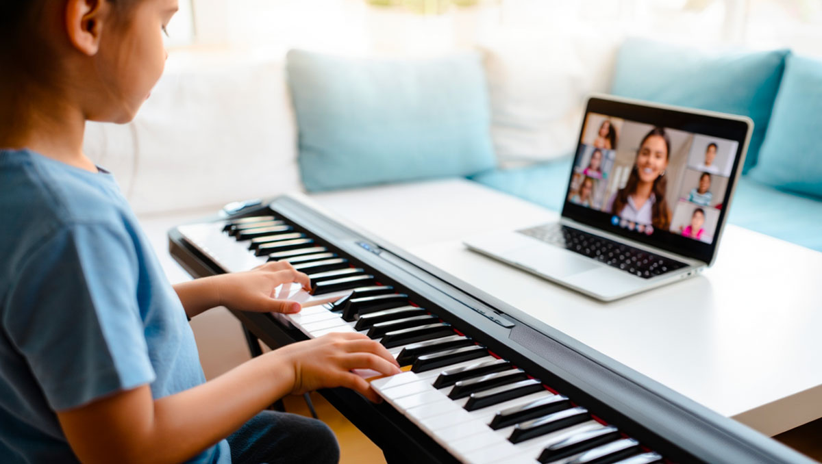 Cours collectif de piano en ligne pour enfants