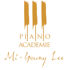 logo piano white